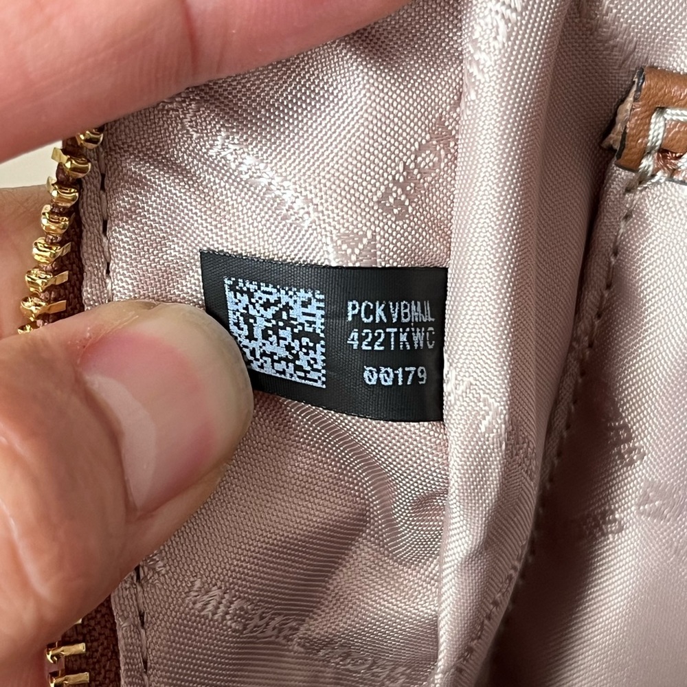 🌼Michael Kors Backpack Set - Picture 8 of 16